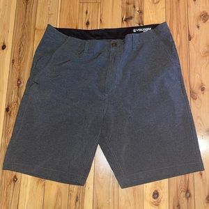 Men’s Volcom Gray Hybrid shorts size 36